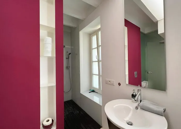 Konventna In Heart, Designed, Spacious Daire