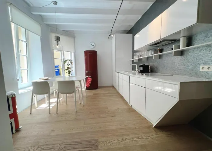 Konventna In Heart, Designed, Spacious *